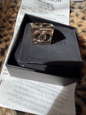 CHANEL Gold-Tone Interlocking CC Square Ring